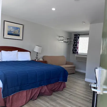 Knights Inn - Park Villa Motel, Midland-3