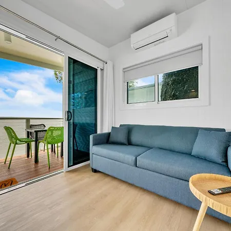 Two Shores Holiday Park-2