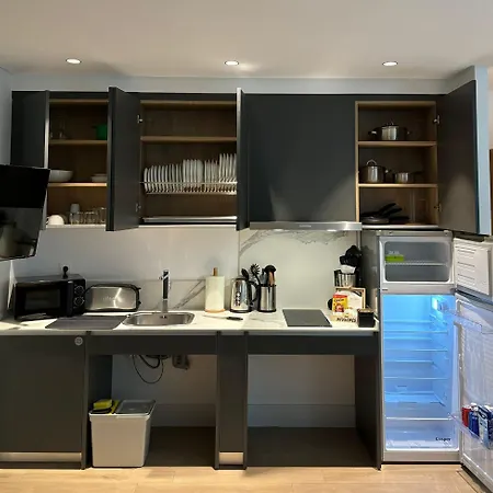 Apartamentos Turísticos La Plaza Chipiona-2