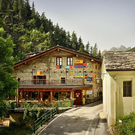 Rifugio Lou Lindal-2