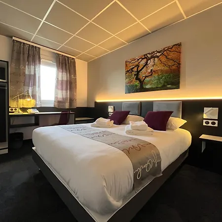 Brit Hotel Le Vesoul-2