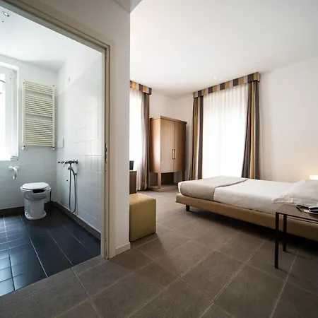 Hotel Trieste-3