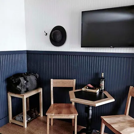 Anvil Hotel-2