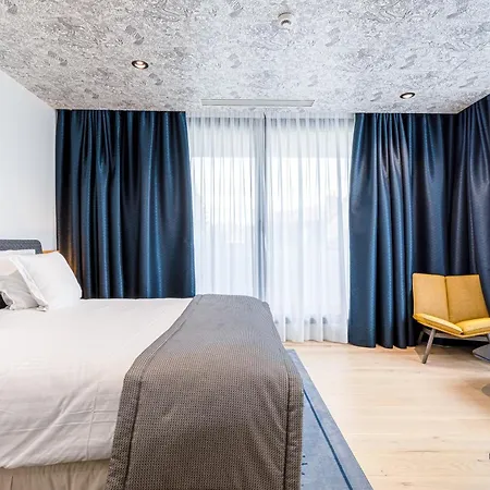 Hotel Le Saint Gelais-2