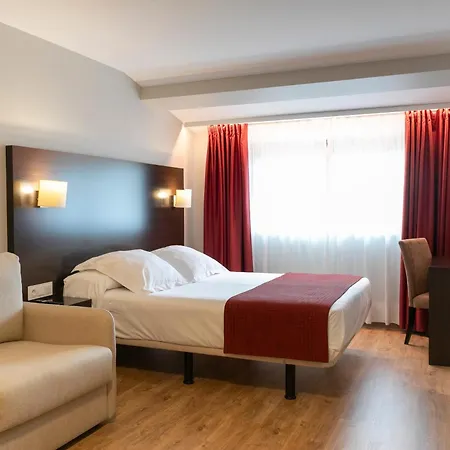 Hotel Santiago Apostol-2