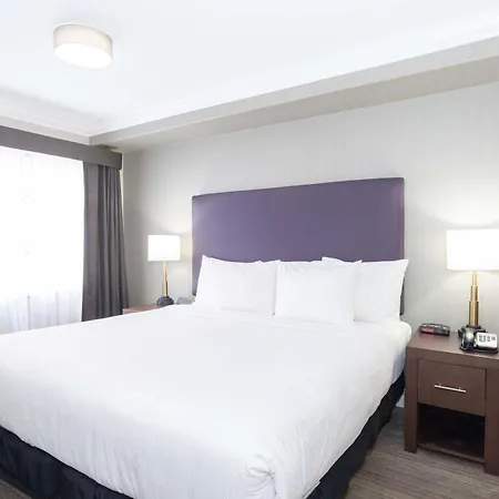 Sandman Hotel And Suites Abbotsford-2