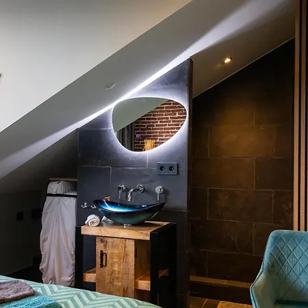 Koraal - Comfortabele kamer bij B&B Gezond aan Zee - Exclusief Wellnesstuin-3