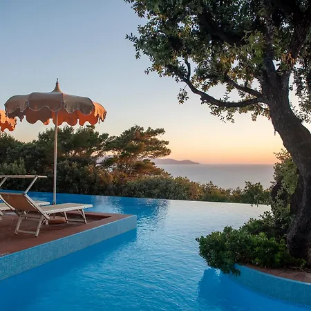 Boutique Hotel Torre Di Cala Piccola-3