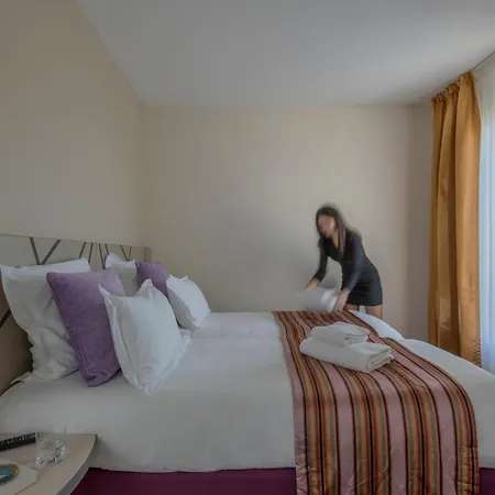 Hotel Arles Plaza-2