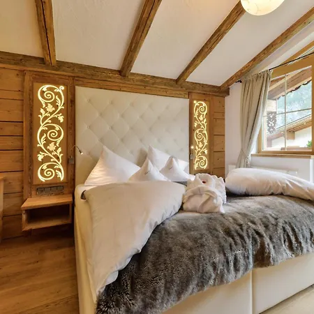 Oberlechtaler Hof Boutique Hotel-2