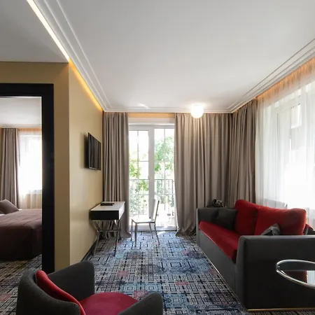 Amsterdam Plaza Hotel&SPA-2