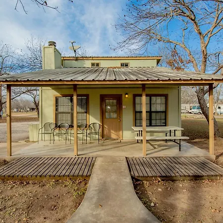 Seven Bluff Cabins-3