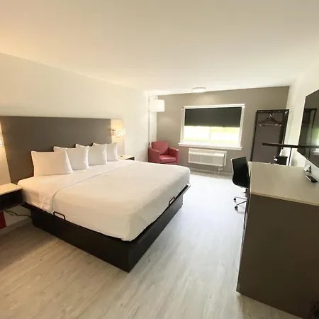 Ramada By Wyndham Tuscaloosa-2