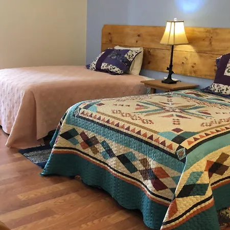 Lake Country Inn-2