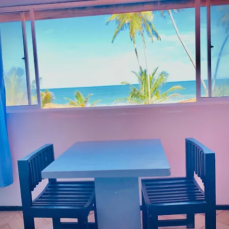 Rainbow Beach Hotel-3