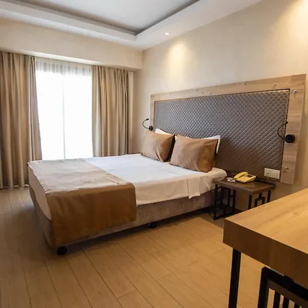 Point Beach Hotel-3