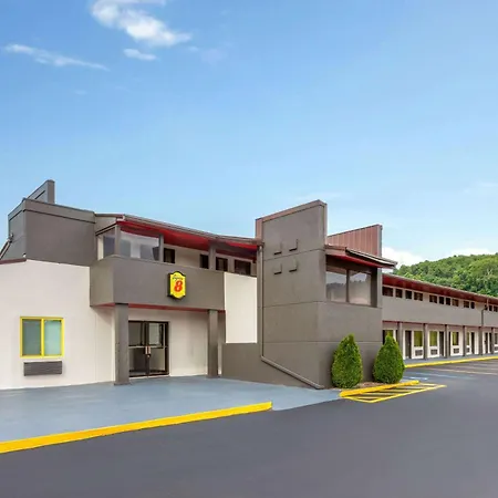 Super 8 By Wyndham Bridgeport/Clarksburg Area-3