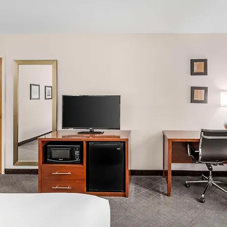 Comfort Inn Splash Harbor-2