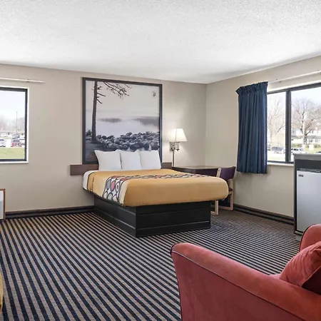 Super 8 By Wyndham Humboldt-3