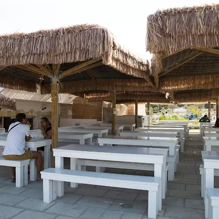 Lido degli Angeli Case Vacanza-Beach-3