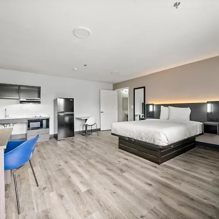 Southern Suites Columbus-3