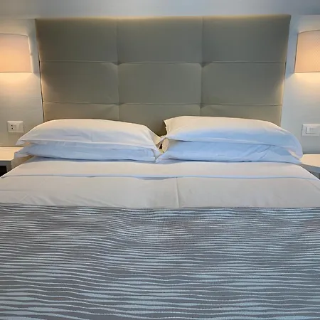 Hotel Nizza Frontemare-3