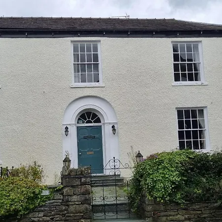 Ivy Guest House-3