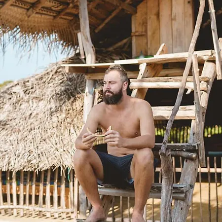 Jungle Surf Camp-3