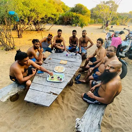 Jungle Surf Camp-2