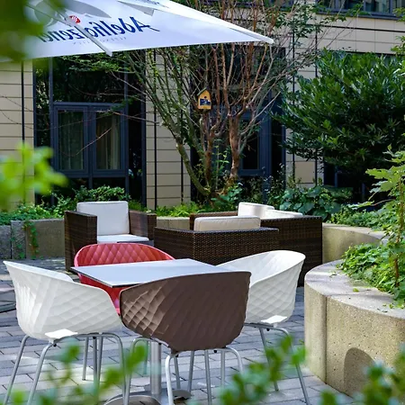Novotel Suites Muenchen Parkstadt Schwabing-3