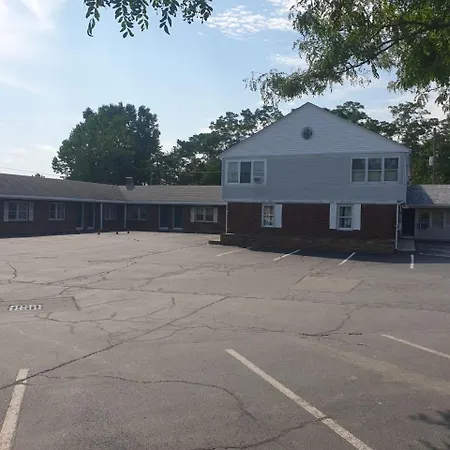 Town & Country Inn-2