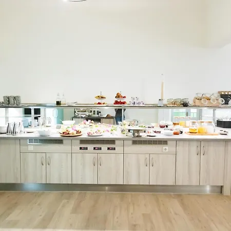 Ferienhotel Am Meer Kuehlungsborn Haus 1 Appartement 2-3