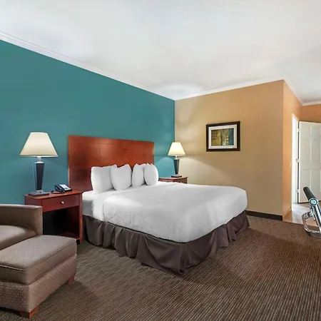 Best Western Plus Plattsburgh-3