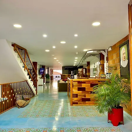Hotel Santa Laura-3