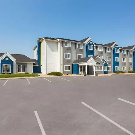 Microtel Inn & Suites By Wyndham Rapid City-2