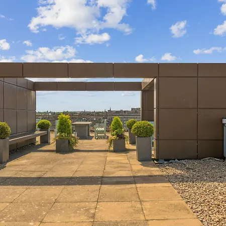 Princes Street Suites-3