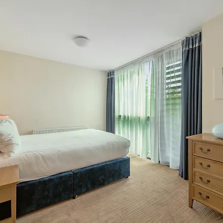 Princes Street Suites-2