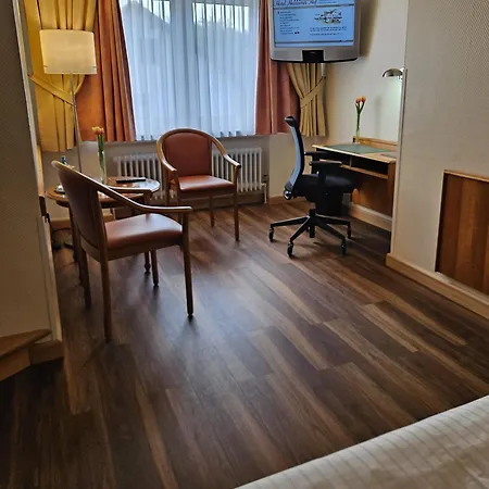 Hotel Hessischer Hof-3