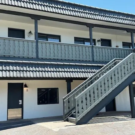 Western Lodge-3
