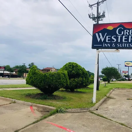 Great Western Inn & Suites-3