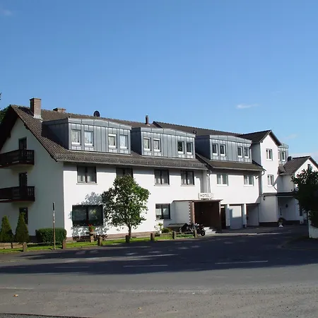 Zur Burgruine Frauenberg-3