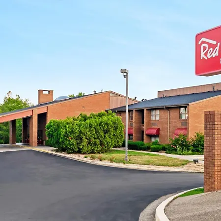 Red Roof Inn & Suites Lexington - Hamburg-3