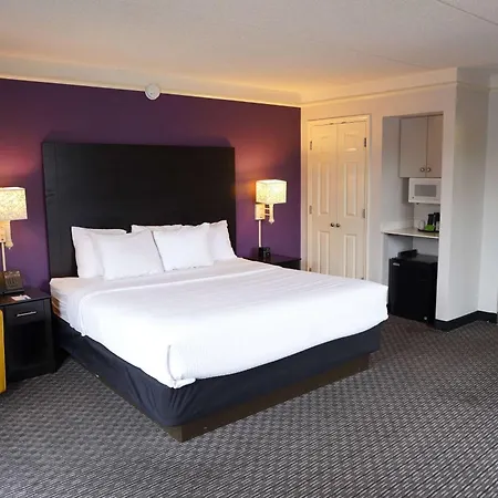 La Quinta Inn By Wyndham Fresno Yosemite-3