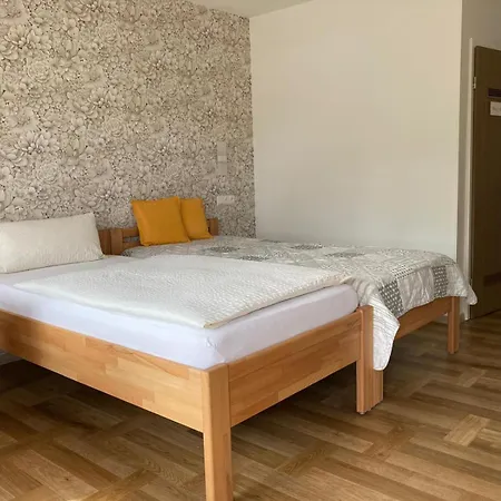 Motel-2