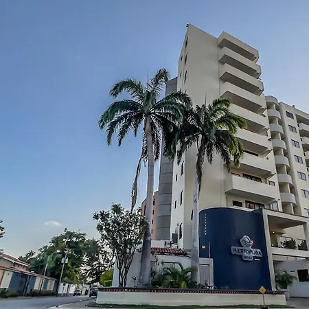 Puerto Playa Suites-3