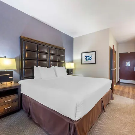 Best Western Plus Northwind Inn & Suites-2
