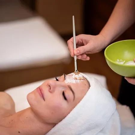 Therme Laa Hotel Silent Spa Villas-3
