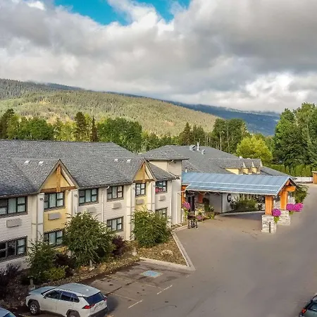 Prestige Hudson Bay Lodge & Conference Centre, Worldhotels Crafted Collection-3