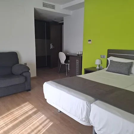 Hotel Roca-Mar-2