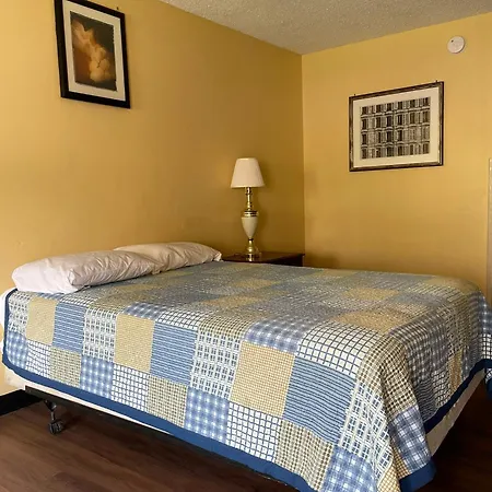 Deluxe Inn-3